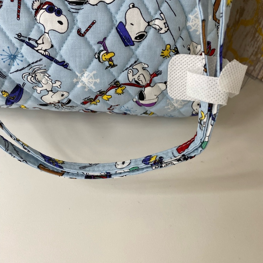 Vera Bradley x Peanuts Snoopy Quilted Crossbody Hipster Bag - Picture 4 of 7
